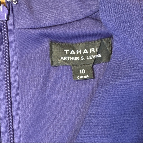 Tahari by Arthur S Levine Indigo Blue Dress Lined Short Sleeves Size 10 - Picture 2 of 3